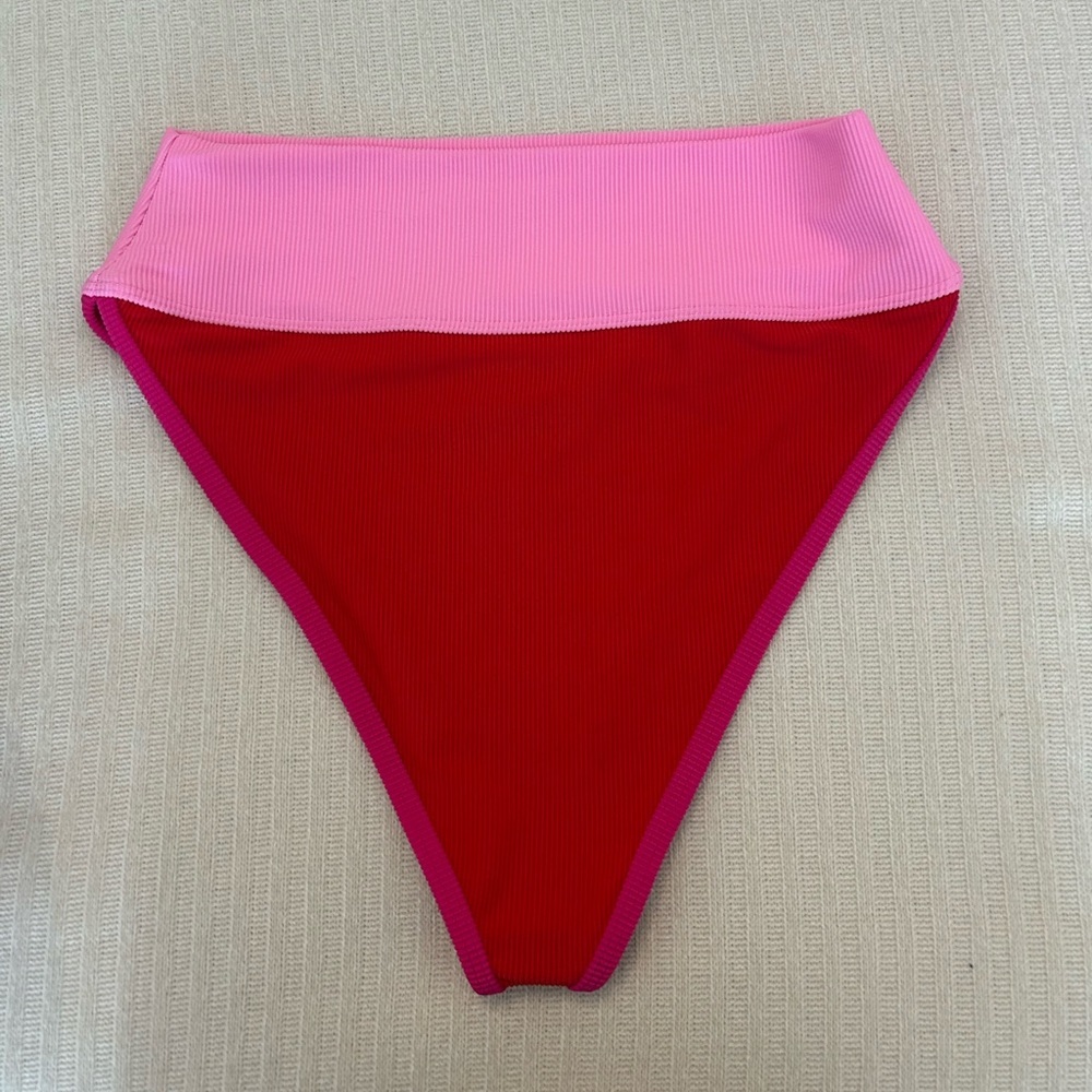 Beach Riot Emme Bikini Bottom - Picture 5 of 5